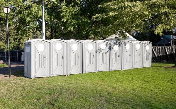 VIP Luxury Porta Potty Rentals East St. Louis IL